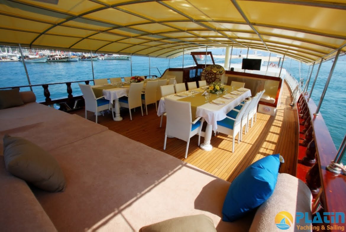 Private boat charter in Turkey