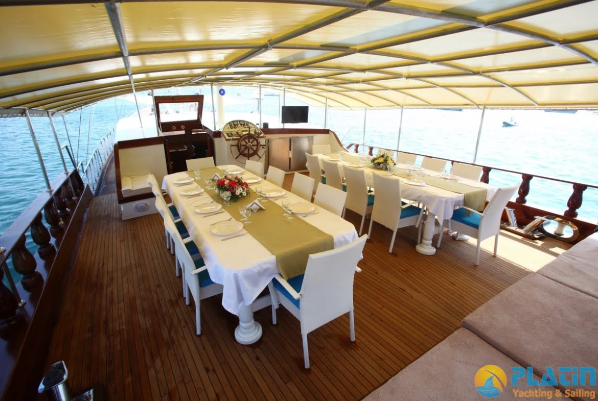 Private boat charter in Turkey