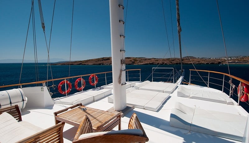 Luxury Yacht Rental