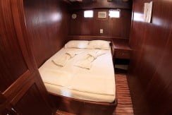 Luxury Yacht Rental