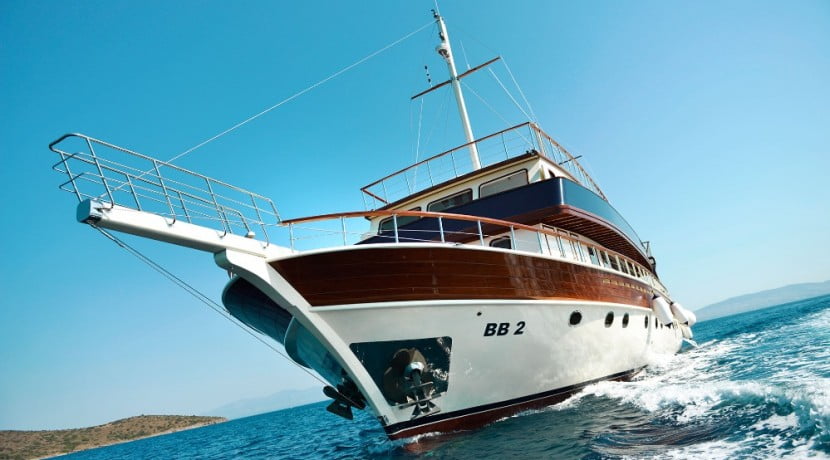 Luxury Yacht Rental