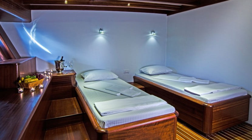 Luxury Yacht Rental