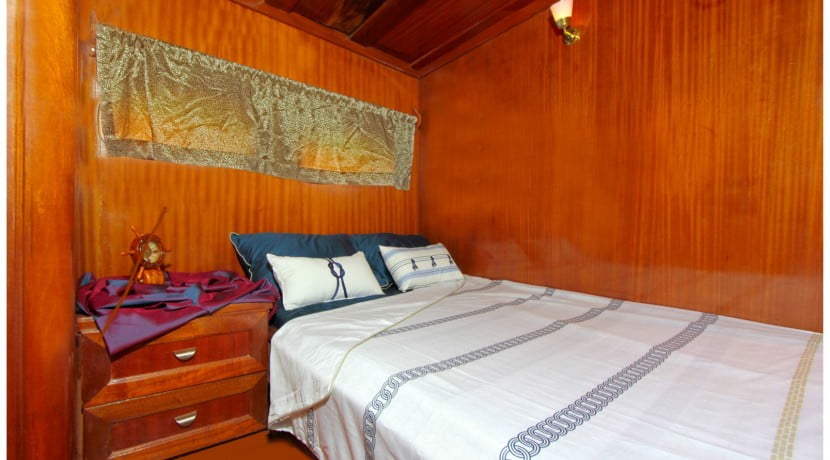 Gulet Azra Deniz for charter in Turkey and Greek Islands, AzraDeniz Luxury crewed yacht for rent