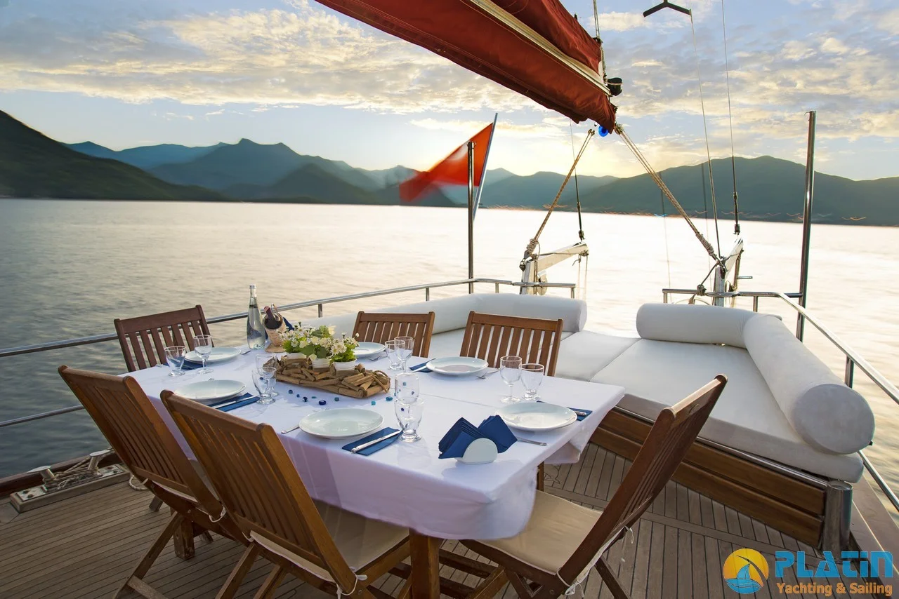 Luxury Yacht Rental